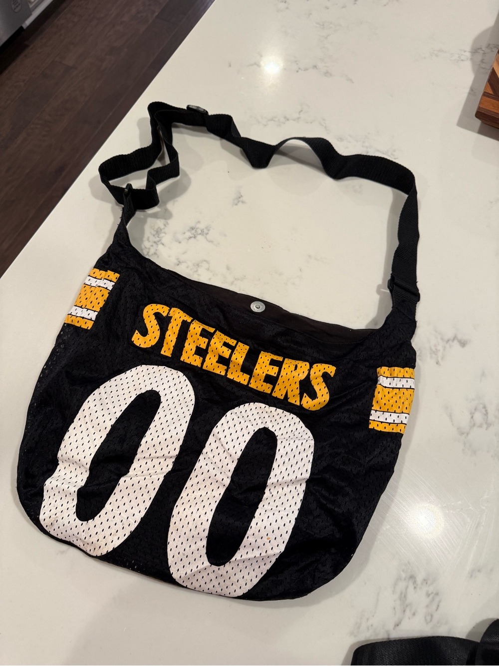 Steelers Black Mesh Crossbody Bag with Yellow Accents